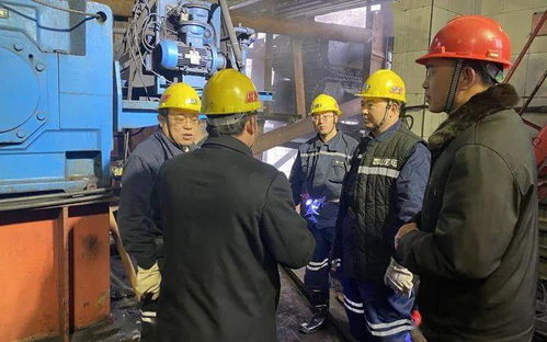 官地矿领导现场调研970水平主运系统皮带更换工作